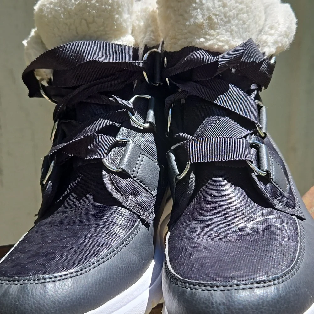 Sorel slipping excellent